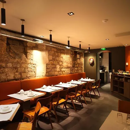 Chateaudun Opera ホテル 3*