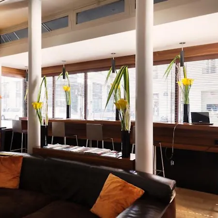 Chateaudun Opera 3* パリ