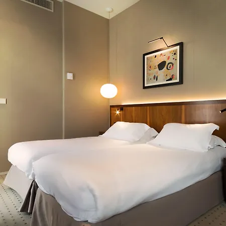 Chateaudun Opera Hotel 3*