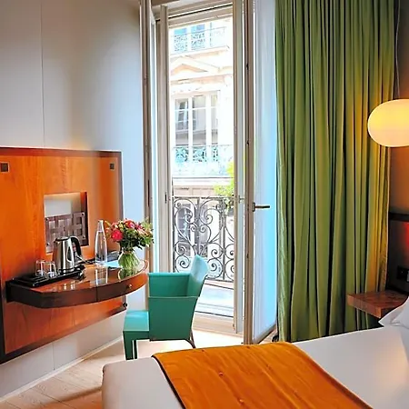 Chateaudun Opéra Hotel 3*