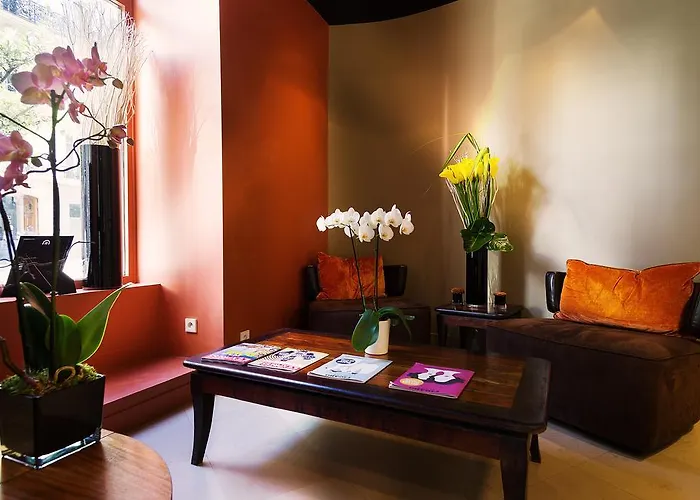 Chateaudun Opera Hotel