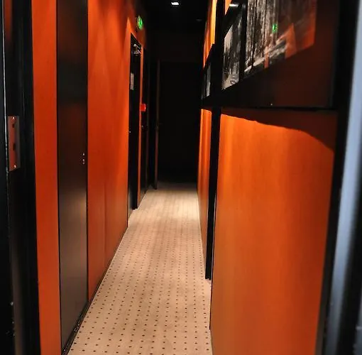 Chateaudun Opera 3* Paris