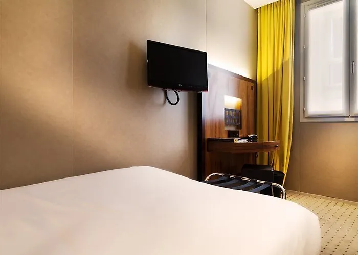 Chateaudun Opera Hotel Paris