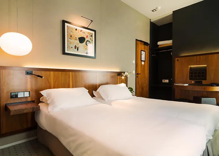 Chateaudun Opera Hotel 3*