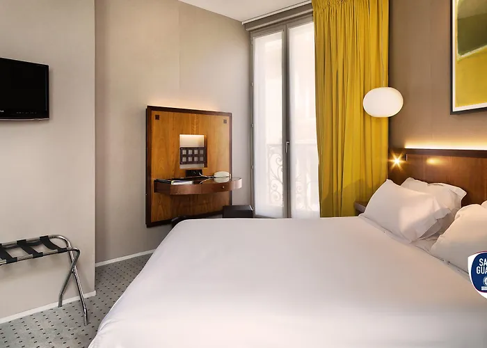 Chateaudun Opera Hotel 3*